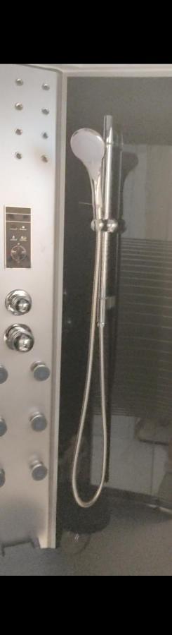 Durchreisestop Mit Kinder Am Aussergewoehnlichen Spitzboden Mit Autobetten Und Bad ,Kueche Im Souterain Deining Exterior foto